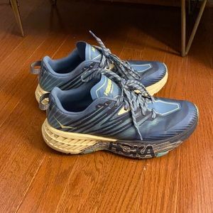 Hoka One One - Speedgoat 4